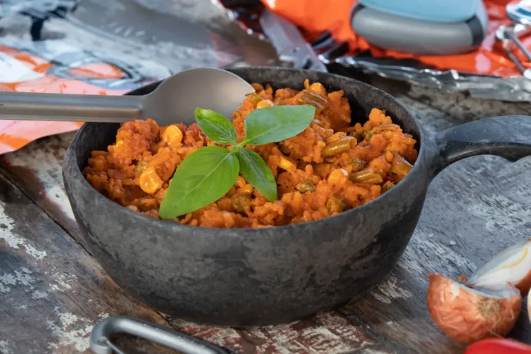 Expedition Foods Vegetable Tikka with Rice - 1000kcal